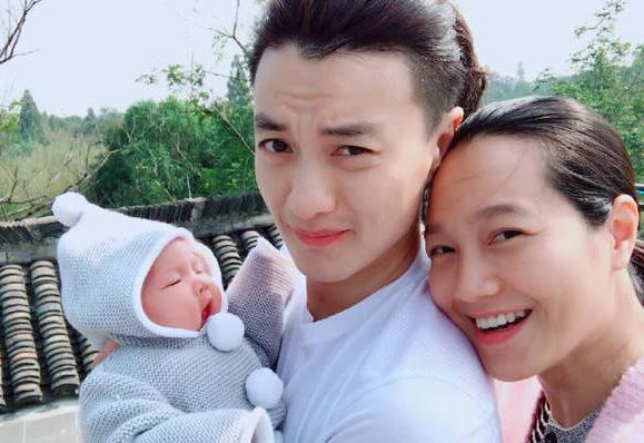 朱丹的现任丈夫是谁,朱丹老公比她小几岁