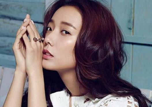 王珞丹结过婚吗,王珞丹和朱丹为什么不同姓