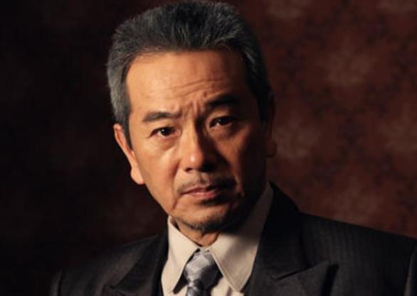 张晨光为什么总演有钱人,张晨光是哪一年出生的