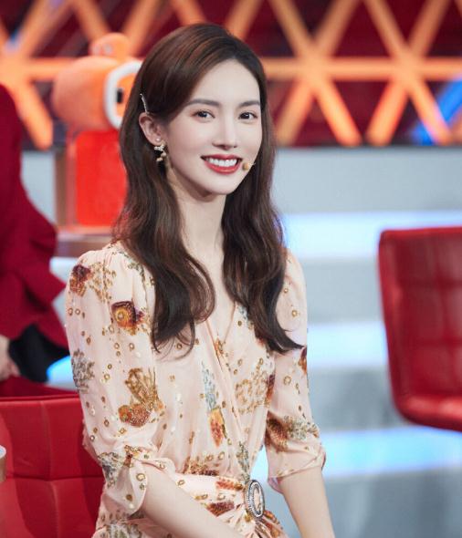 金晨的个人资料(简介,身高,年龄,三围,图片）