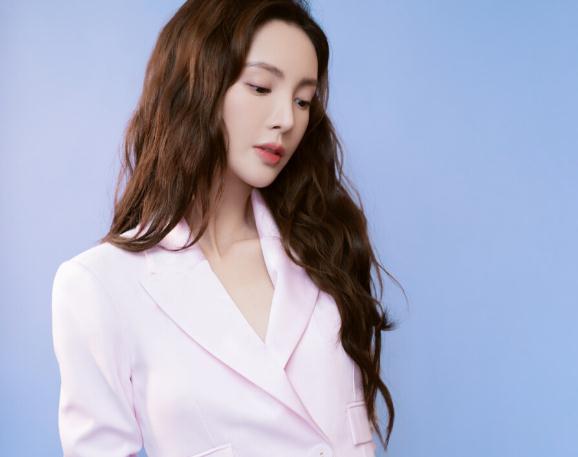 金晨的个人资料(简介,身高,年龄,三围,图片）