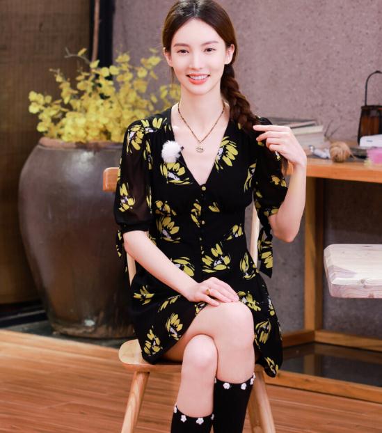 金晨的个人资料(简介,身高,年龄,三围,图片）