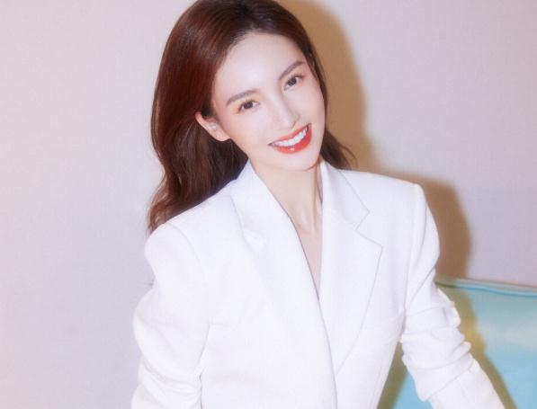 金晨的个人资料(简介,身高,年龄,三围,图片）