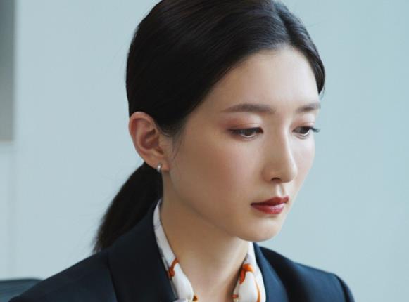 江疏影为啥资源那么好,江疏影是怎么出名的