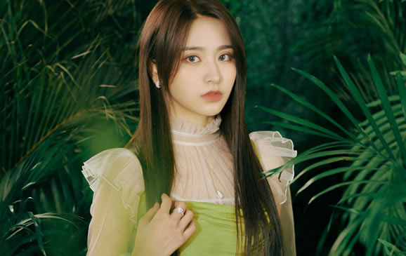 金子涵个人资料哪里人(简介,身高,年龄,三围,图片）-昕薇网