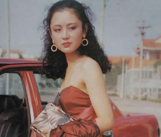 陈红年轻时最美图片：年轻时竟有这样的评价