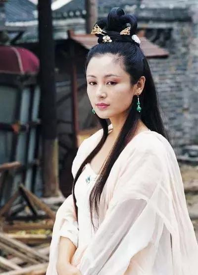 陈红年轻时最美图片：年轻时竟有这样的评价