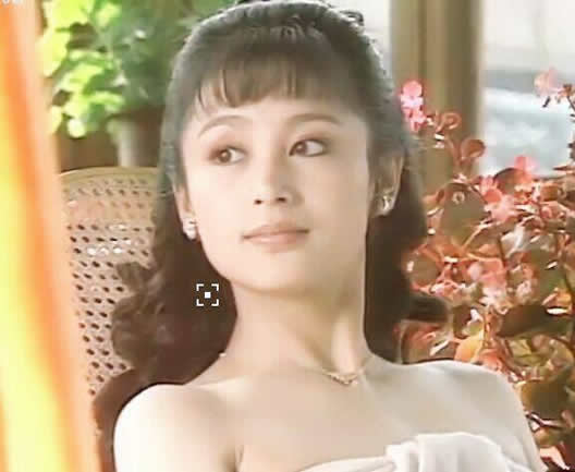 陈红年轻时最美图片：年轻时竟有这样的评价