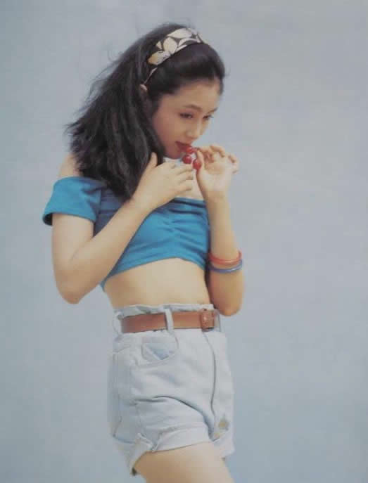 陈红年轻时最美图片：年轻时竟有这样的评价