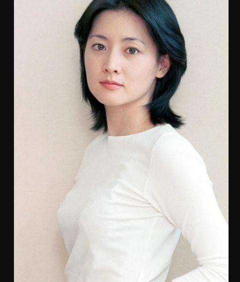 韩国100位女明星颜值排行榜(韩国颜值巅峰十大女星)