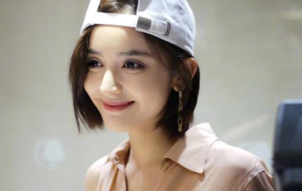 古力娜扎现任男友是谁,古力娜扎是哪里人