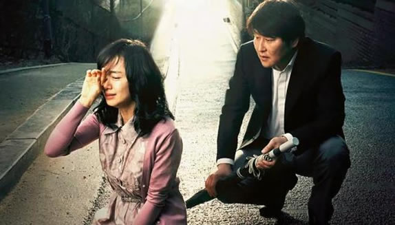 闺蜜跟自己老公出轨该怎么办 需要两个人坐下来谈一谈