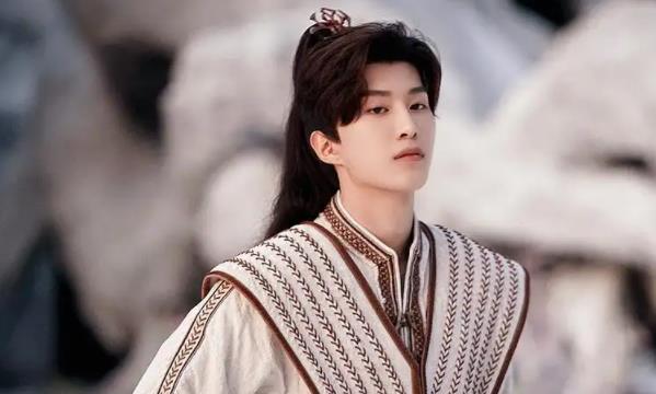 范丞丞到底有没有女朋友,范丞丞身高可能是多少