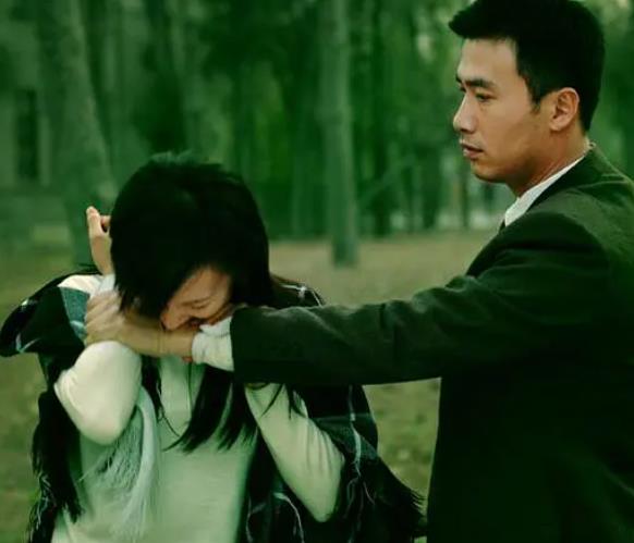 评分9.0以上的谍战剧有哪些，《潜伏》依旧谍战巅峰