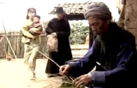 评分9.0以上的谍战剧有哪些，《潜伏》依旧谍战巅峰