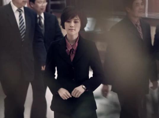 评分9.0以上的谍战剧有哪些，《潜伏》依旧谍战巅峰