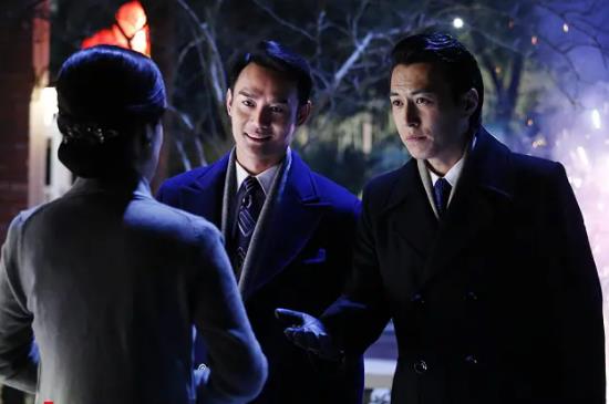 评分9.0以上的谍战剧有哪些，《潜伏》依旧谍战巅峰