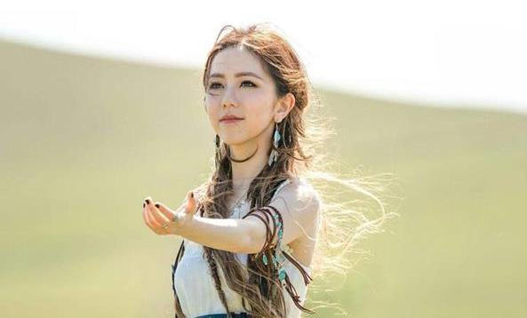 邓紫棋是怎么出名的,邓紫棋是哪人及资料