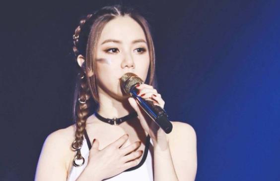 邓紫棋是怎么火起来的,邓紫棋为什么写泡沬