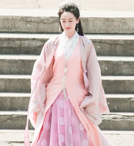 袁冰妍个人资料(简介,身高,年龄,三围,图片) 袁冰妍个人资料(简介,身高,年龄,三围,图片)