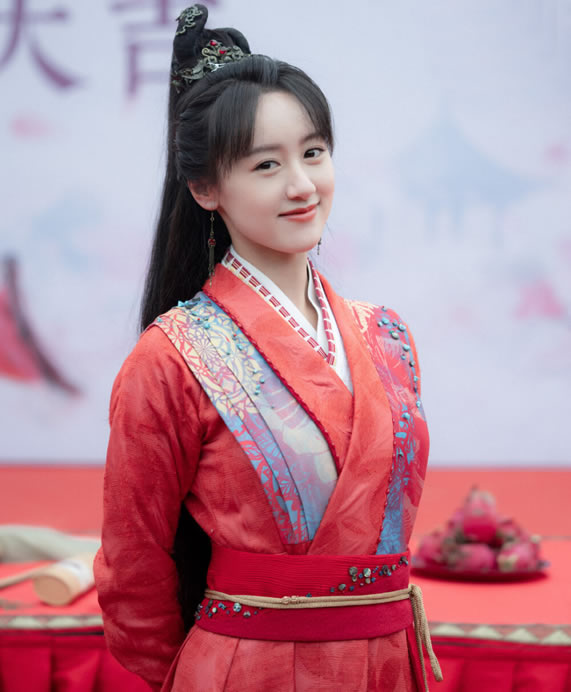 袁冰妍个人资料(简介,身高,年龄,三围,图片) 袁冰妍个人资料(简介,身高,年龄,三围,图片)