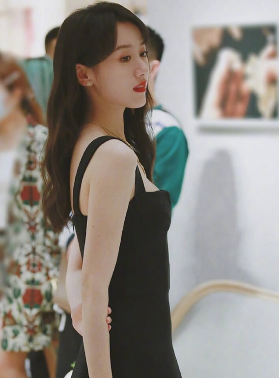 袁冰妍个人资料(简介,身高,年龄,三围,图片) 袁冰妍个人资料(简介,身高,年龄,三围,图片)