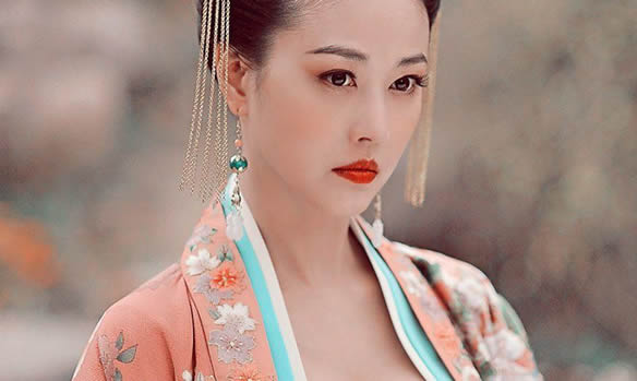 周海媚个人简历资料：周海媚结婚了吗后来为什么不红了