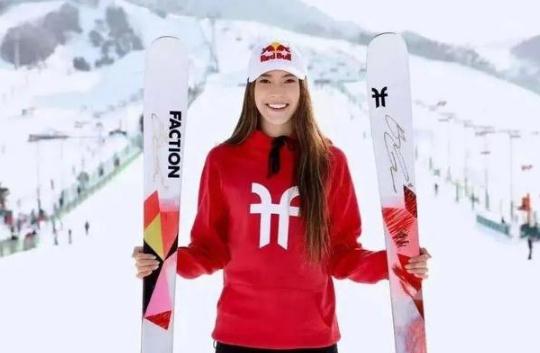 谷爱凌个人资料图片及家世简介(谷爱凌的开挂人生一览)