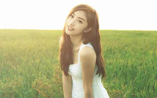 钟祺个人资料家庭背景：女演员钟祺是怎么出道的