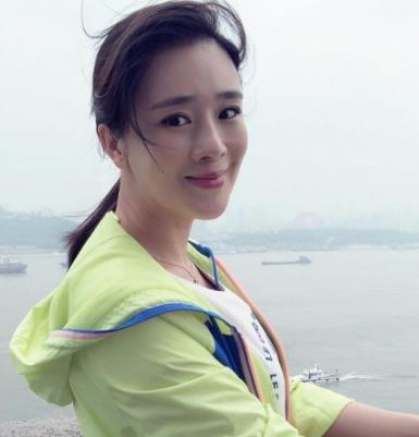 周显欣个人资料：周显欣主演的电视剧