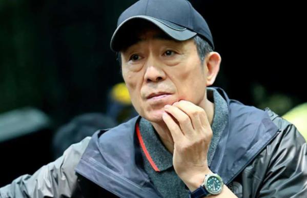 张艺谋和老婆怎么认识的,张艺谋哪一年生的