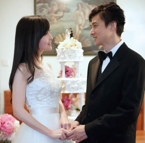 周慧敏老公倪震资料：倪震个人资料家世背景大揭秘