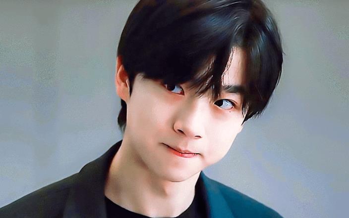 张嘉元的个人资料简介 张嘉元是哪个学校的