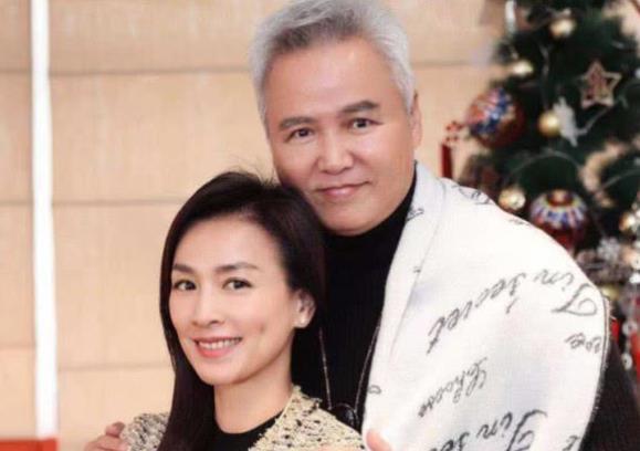 张庭丈夫叫什么名字,张庭跟她老公多大