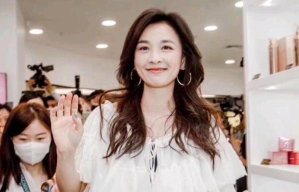 张庭为什么那么有钱,张庭为什么那么年轻