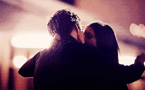 和女生接吻什么感觉 网友真实答案是这样