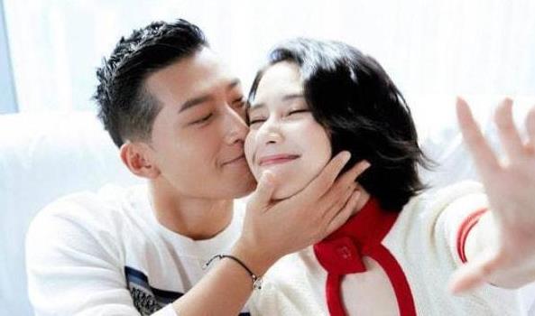 何超莲为什么能看上窦骁,窦骁何超莲参加的综艺叫什么 何超莲为什么能看上窦骁,窦骁何超莲参加的综艺叫什么