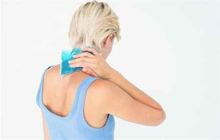 保养颈部皮肤的小技巧有哪些