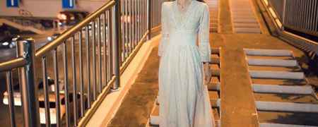 拖地阔腿裤配什么鞋 拖地裤可以配高跟鞋吗