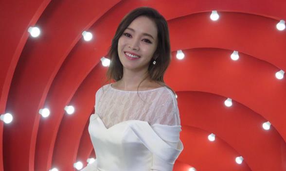 侯佩岑为什么闪婚,侯佩岑多大年龄了 侯佩岑为什么闪婚,侯佩岑多大年龄了