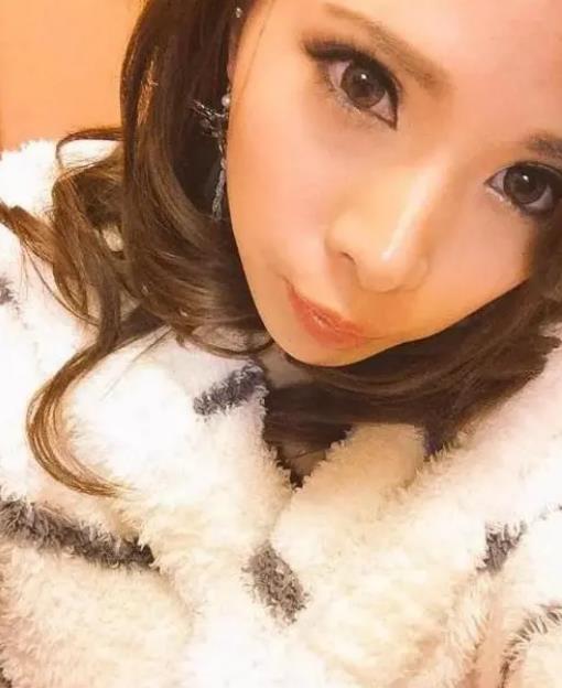 希咲艾玛（希咲エマ）个人资料_影视作品