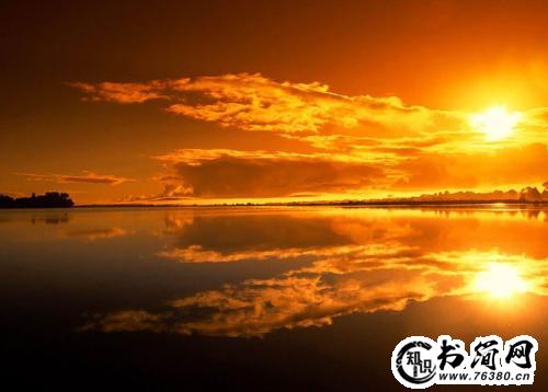 一句话形容日出的句子 描写日出的句子
