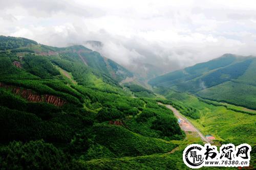 描写山野的优美句子 描写山的优美句子