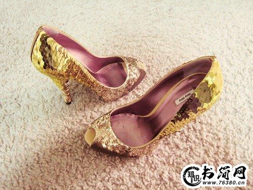 描写优雅的句子 描写女性优雅的句子