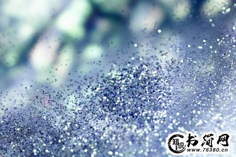 描写冬天大地的句子 描写冬天雪花的句子