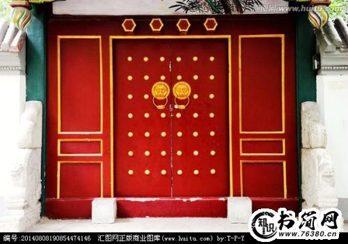 描写大门的句子 描写大门的优美句子