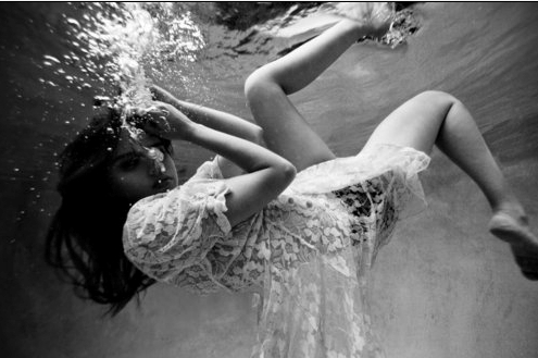 扎心的伤感句子 现实扎心的句子